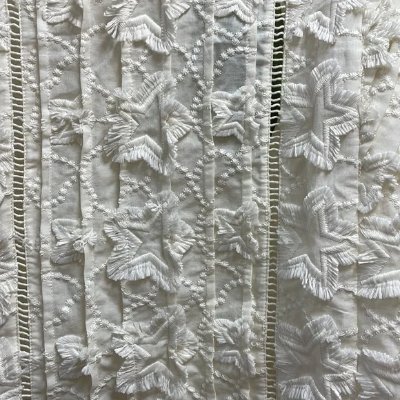 New Women’s Farm Rio Ivory 3D Stars Blouse For Anthropologie!!🔥🔥🔥 - Picture 8 of 16